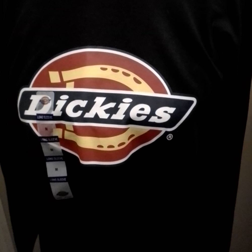 845) Dickies men's long sleeve t-shirt. NWT - Picture 2 of 4